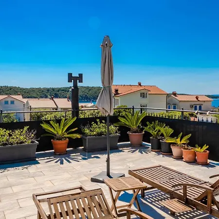 Capella - Rab By Guide Villa